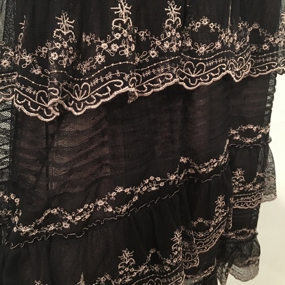 BCBGMaxazria |Tiered Black & Ivory Strapless Dress - Picture 7 of 8